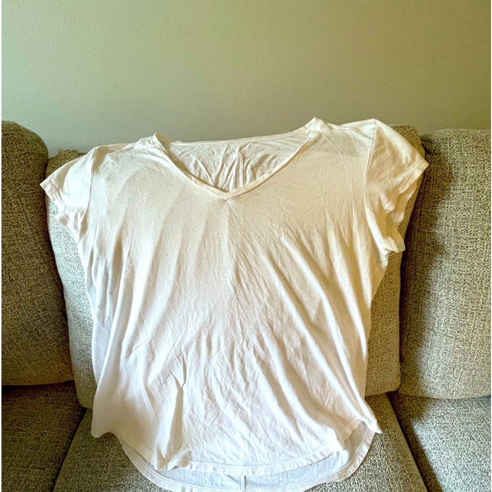 LOFT White Tee Size Large